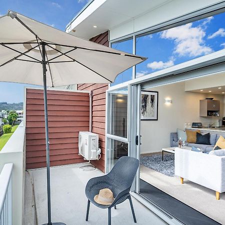 Ocean Serenity Apartments Whitianga Buitenkant foto