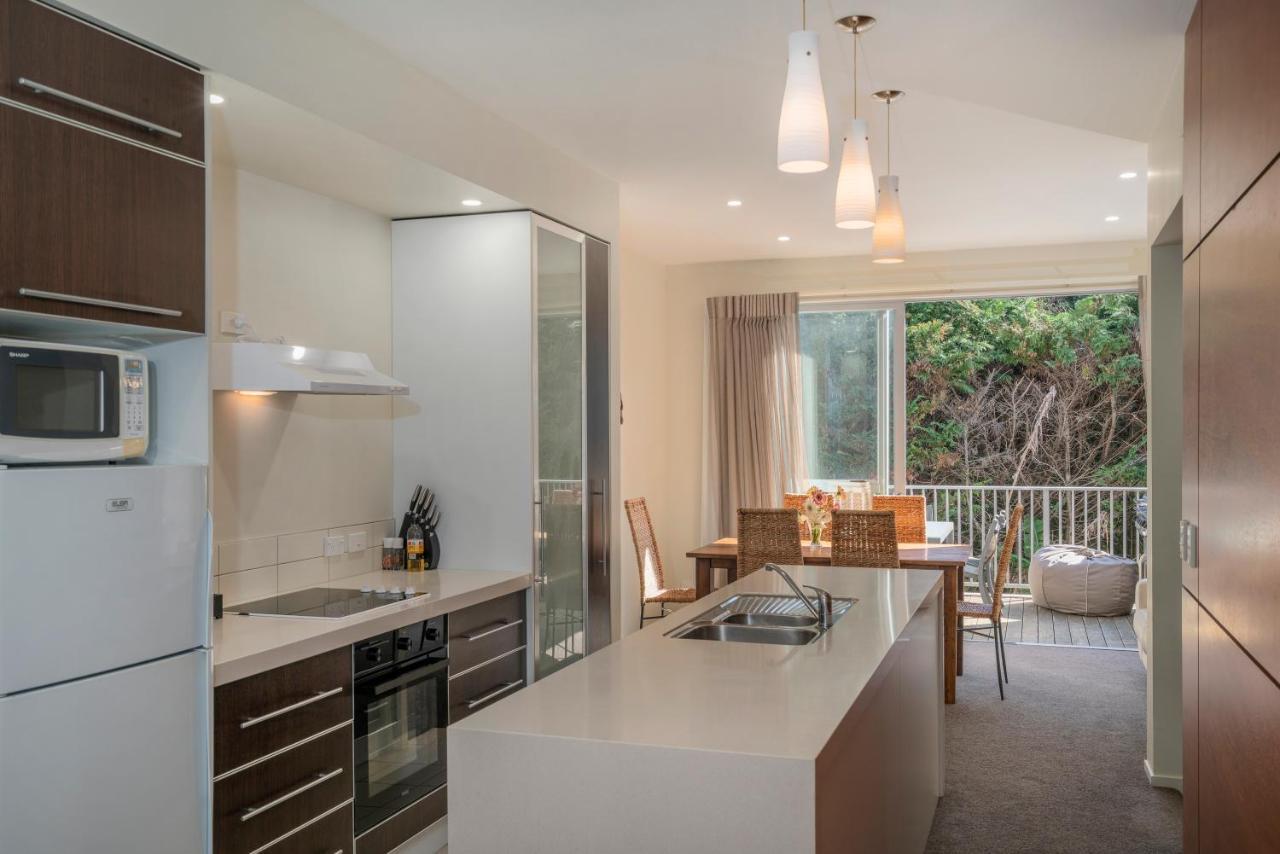 Ocean Serenity Apartments Whitianga Buitenkant foto