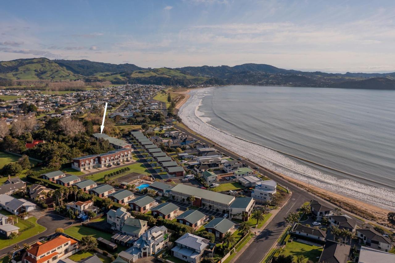 Ocean Serenity Apartments Whitianga Buitenkant foto