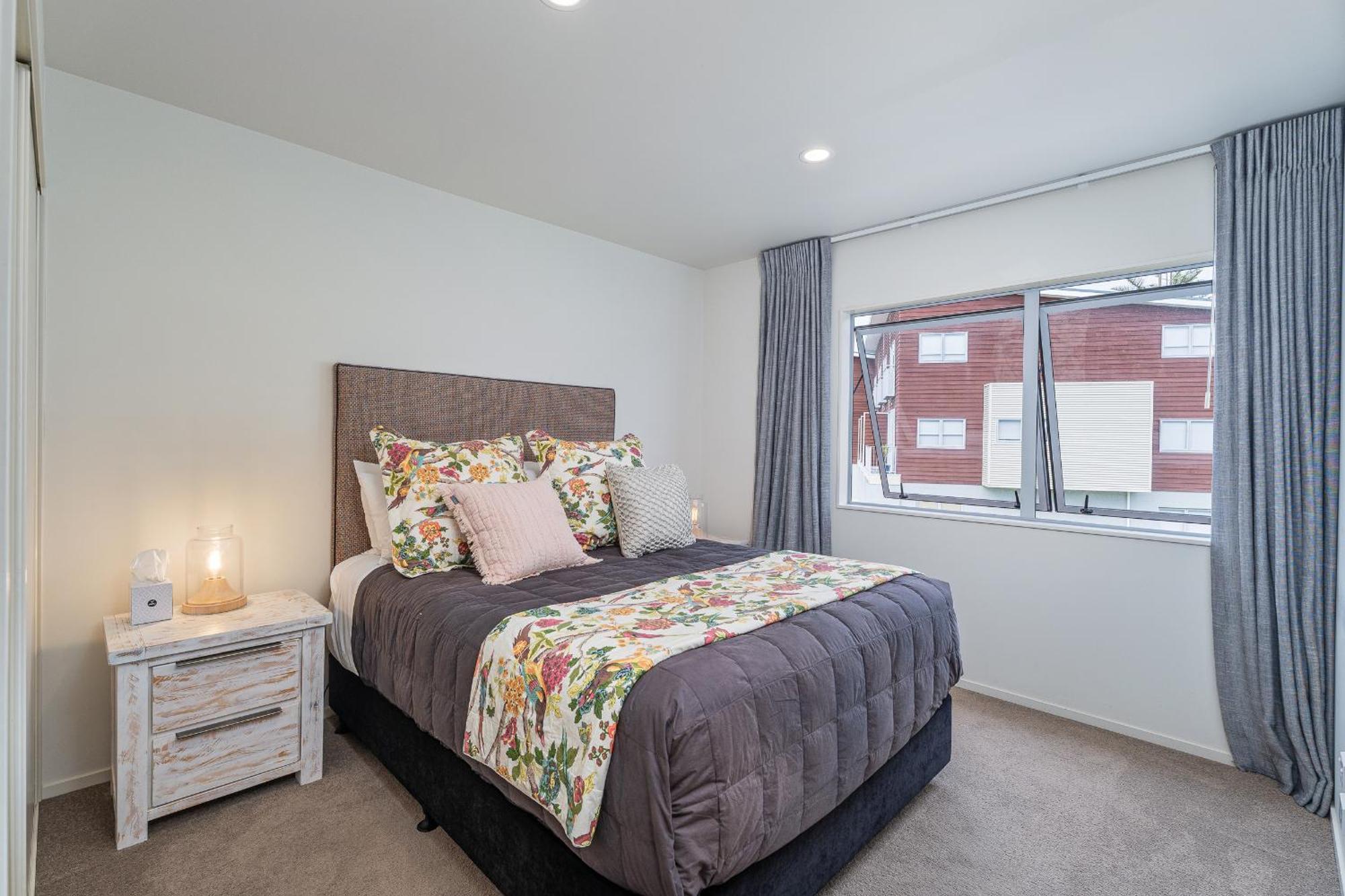 Ocean Serenity Apartments Whitianga Buitenkant foto