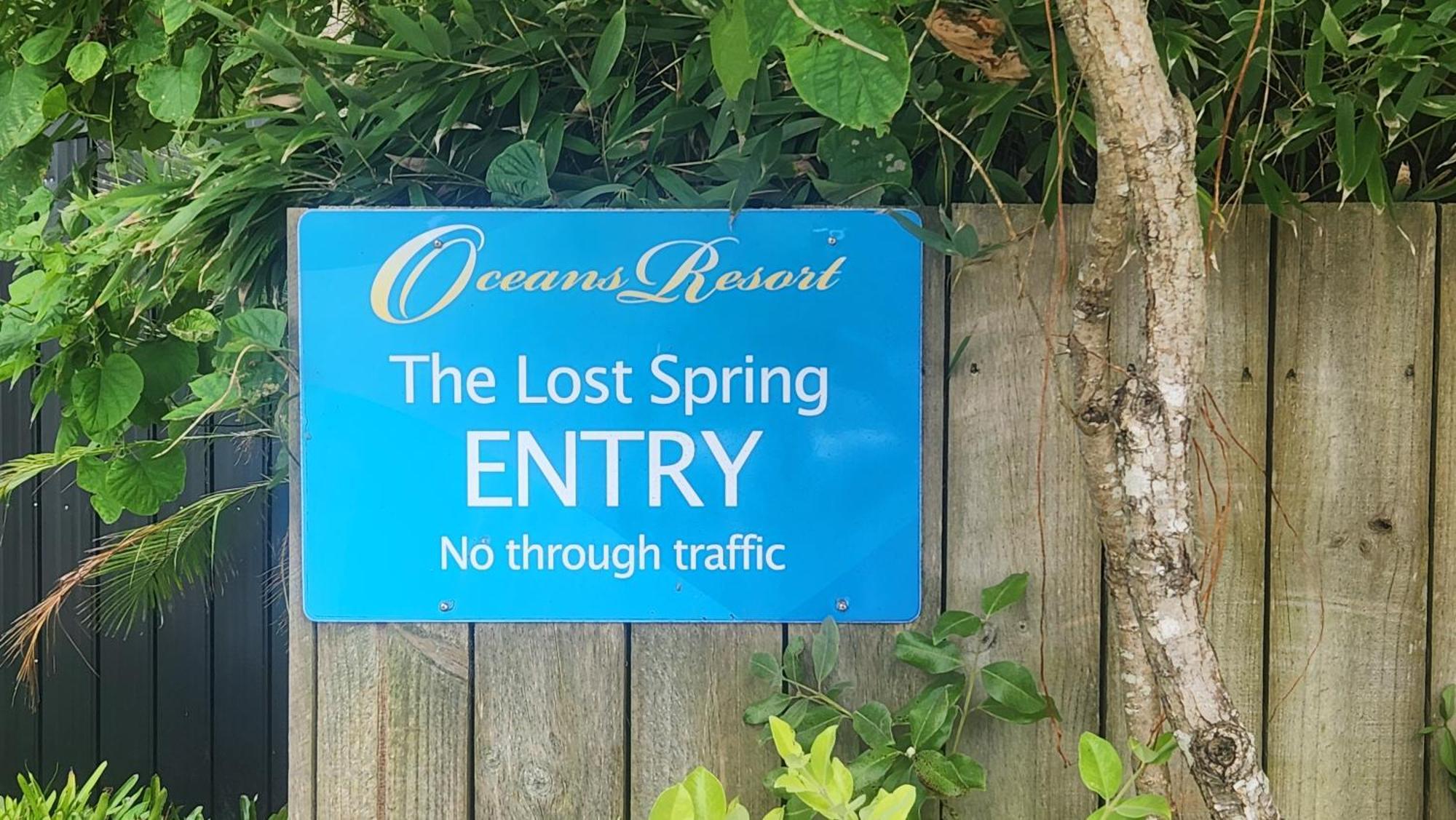Ocean Serenity Apartments Whitianga Buitenkant foto