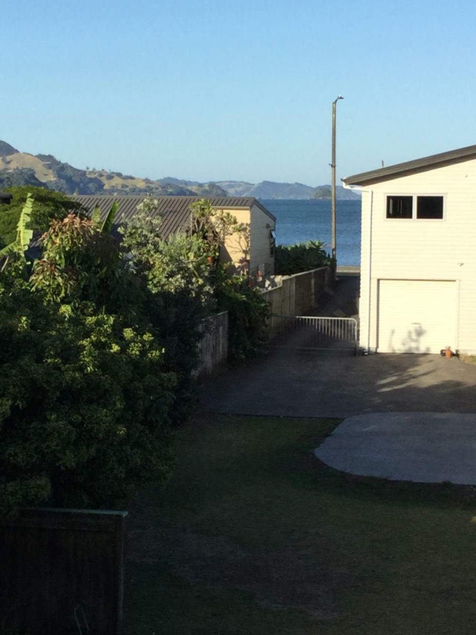 Ocean Serenity Apartments Whitianga Buitenkant foto